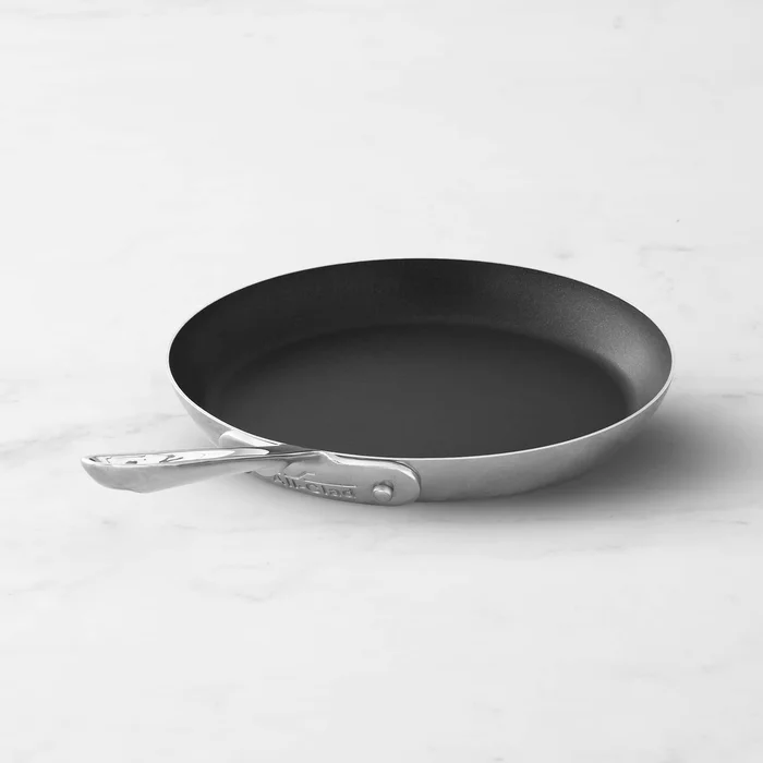 All-Clad d5 Stainless-Steel Nonstick Omelette Pan 9”