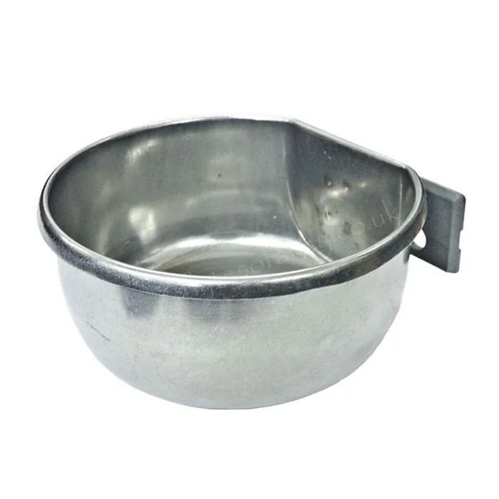 ETON Bolt-on Stainless Steel D-Cup Feeder/Drinker 850ml