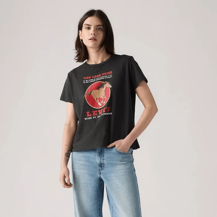 Levis Graphic Boxy Tee with Western Archival Cash Prize N Pirate Black