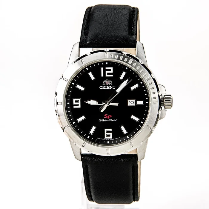Orient UNE200BB Men’s SP Black Dial Stainless Steel Leather Strap Watch